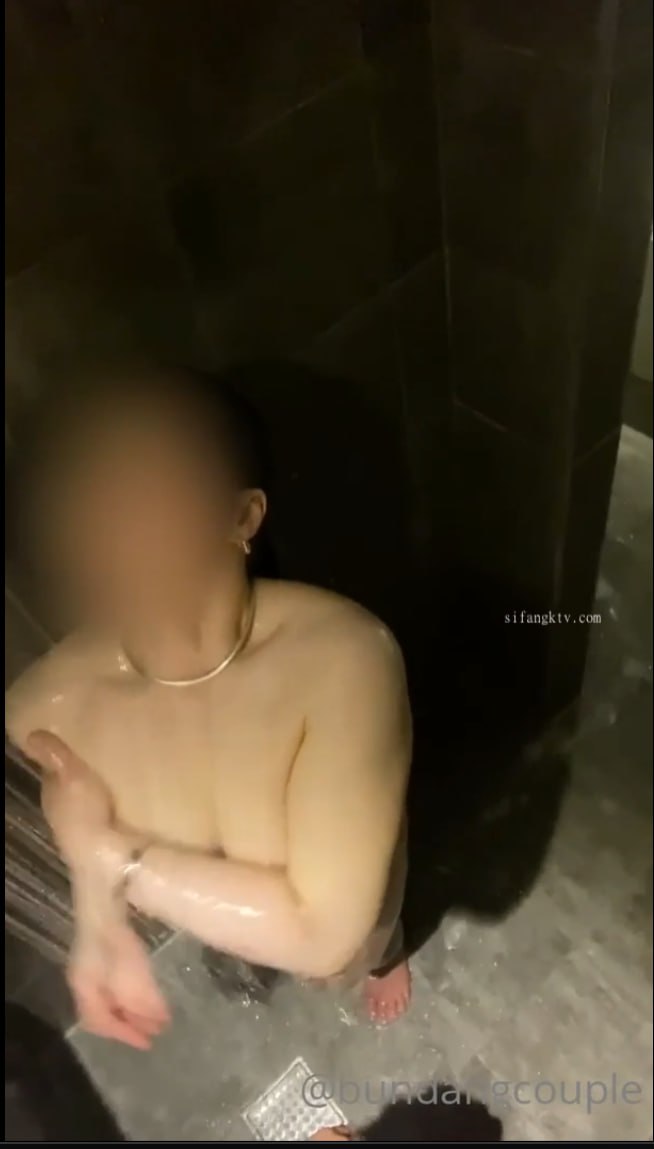 MRHP-025 家事代行サービスで来た長身デカ尻妻の誘惑に我慢できずチ●ポを見せつけたら発情してしまい、それか